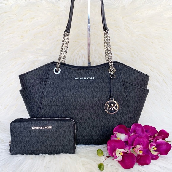 Michael Kors Handbags - Michael Kors Chain Shoulder Bag & Wallet